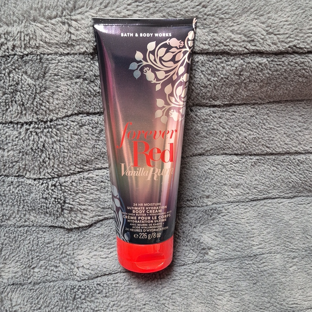 Bath & Body Works Discontinued Forever Red Vanilla Rum Body Cream, Brand New